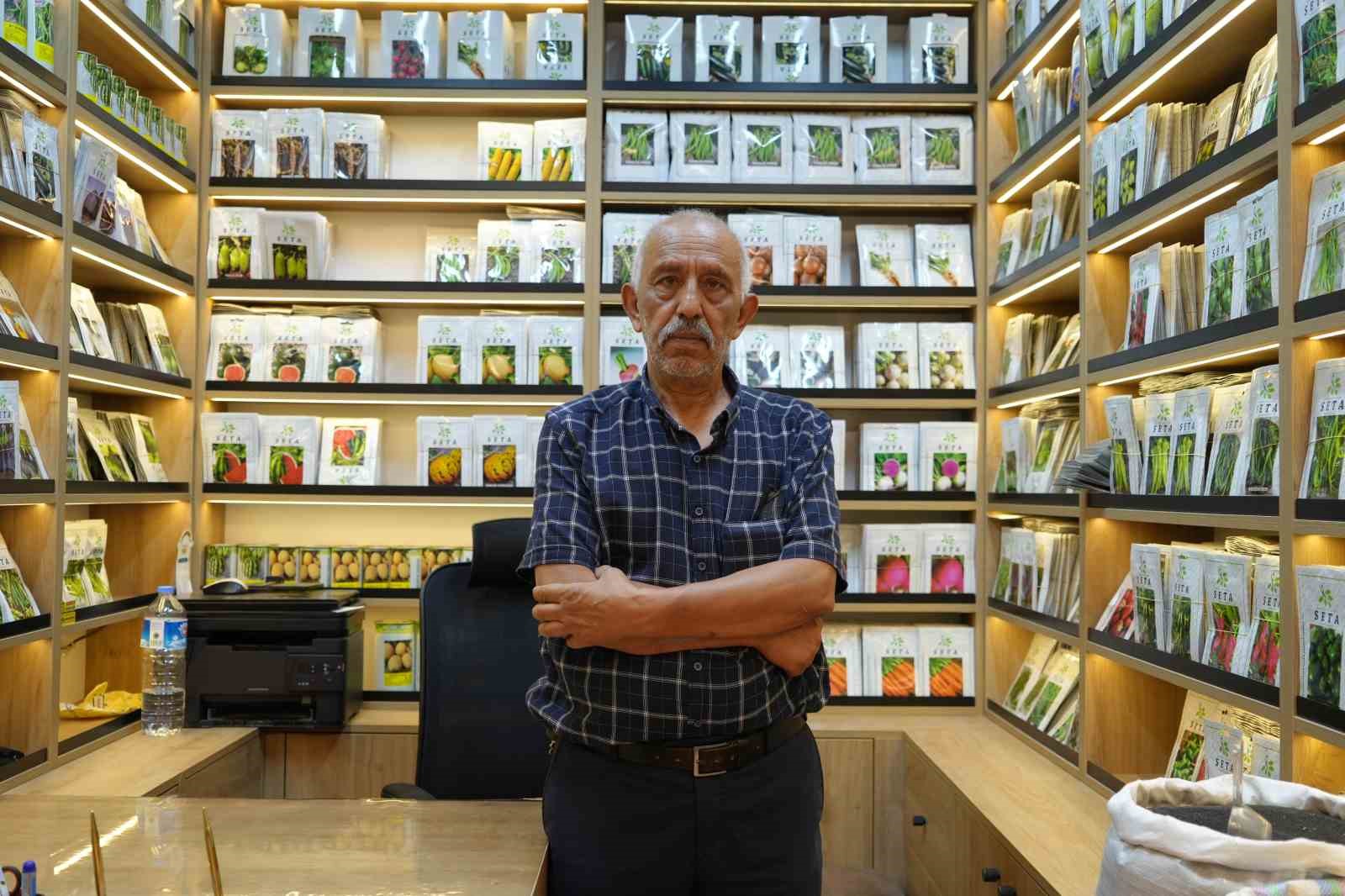 Dede mesleğini 3 bin dönüm arazide yaşatıyor