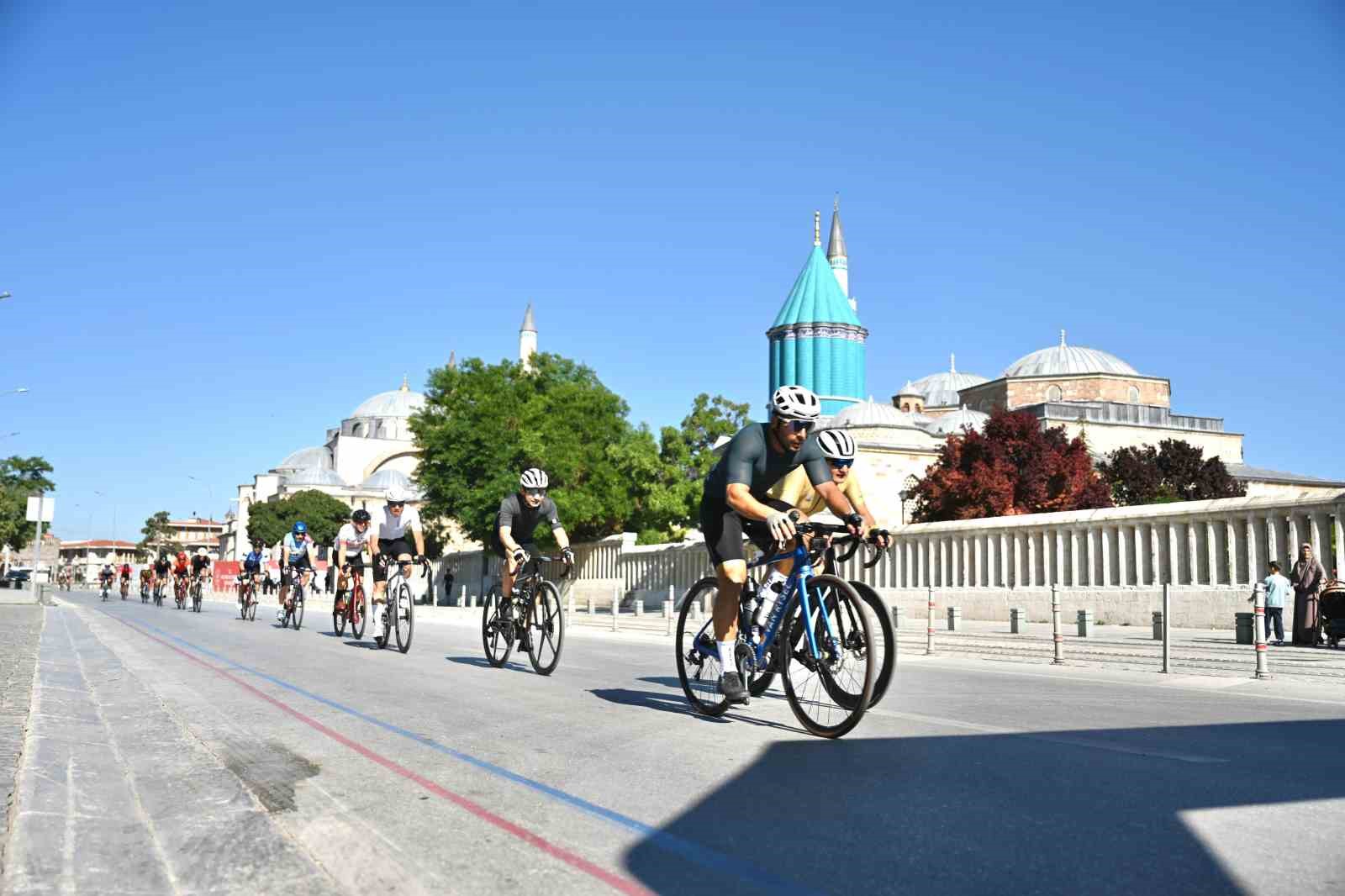 Avrupa bisiklet başkenti Konya’da Granfondo bisiklet yol yarışı heyecanı yaşandı