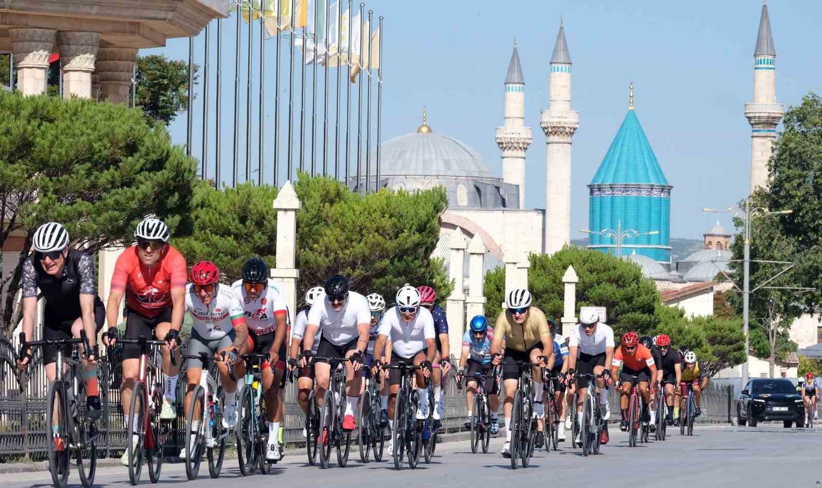 Avrupa bisiklet başkenti Konya’da Granfondo bisiklet yol yarışı heyecanı yaşandı