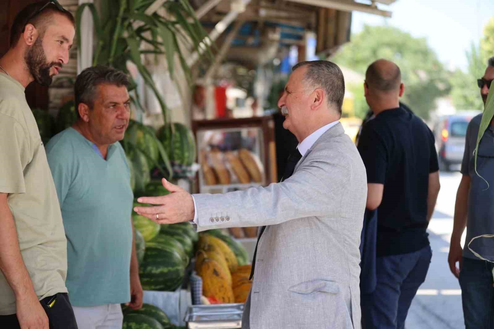 Başkan Balaban Muradiye esnafının sorunlarını yerinde dinledi