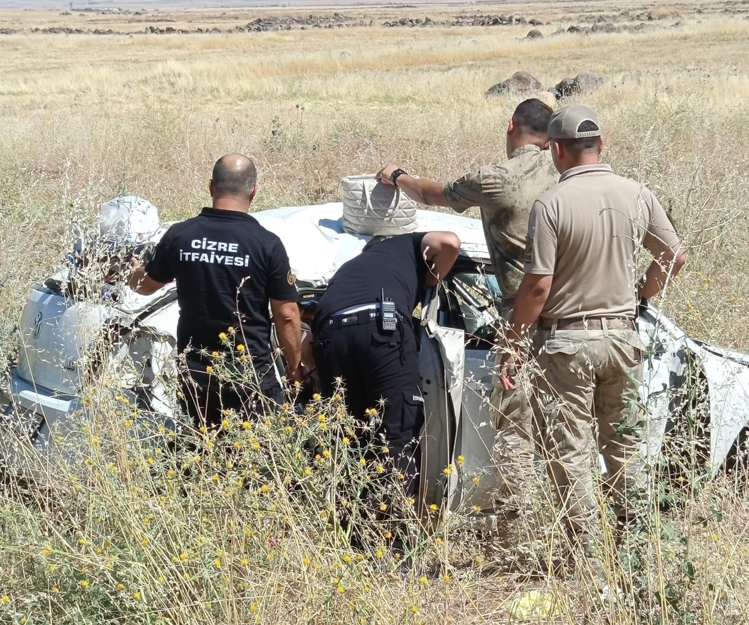 Şırnak’ta otomobil şarampole devrildi: 1’i bebek 5 yaralı