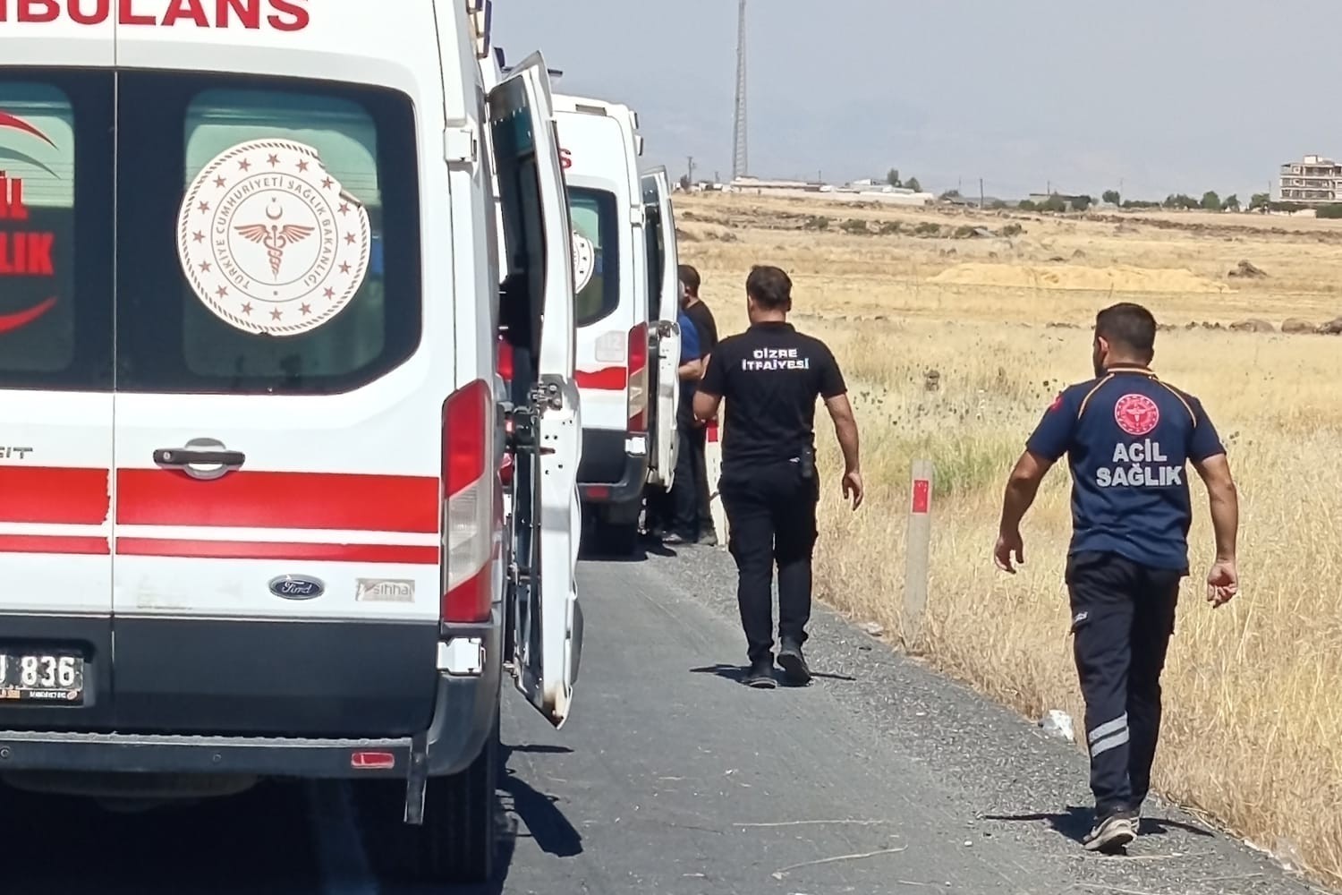 Şırnak’ta otomobil şarampole devrildi: 1’i bebek 5 yaralı