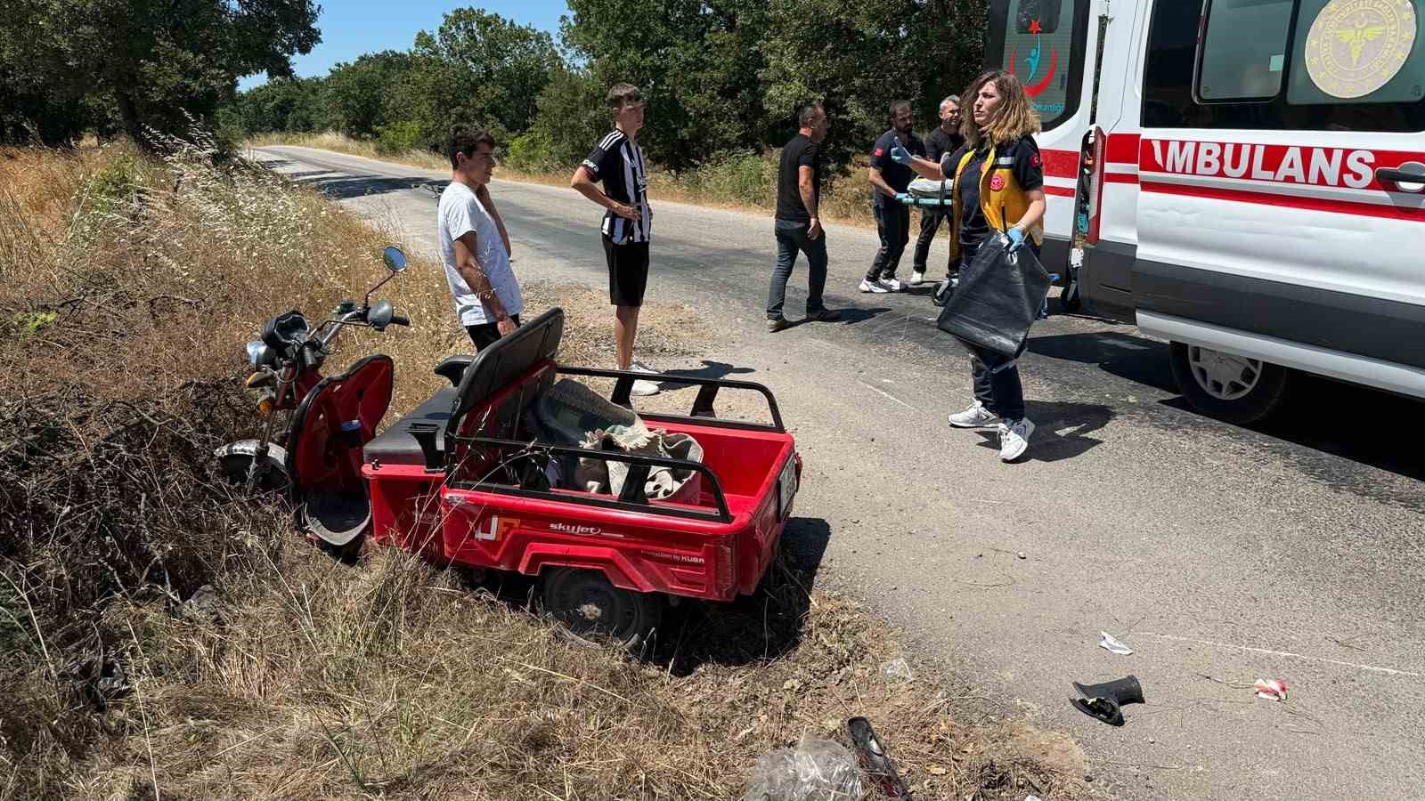 Çanakkale’de motorlu bisiklet ile otomobil çarpıştı; 1 kişi yaralandı