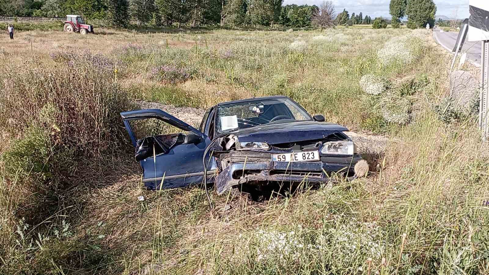 Tokat’ta otomobil şarampole uçtu: 1 ölü, 1 yaralı