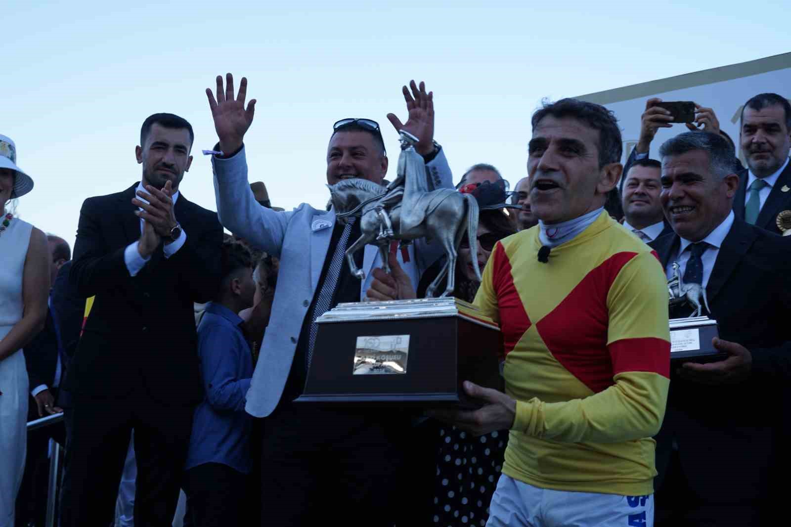 Halis Karataş: "100. yıl benim için çok önemliydi"