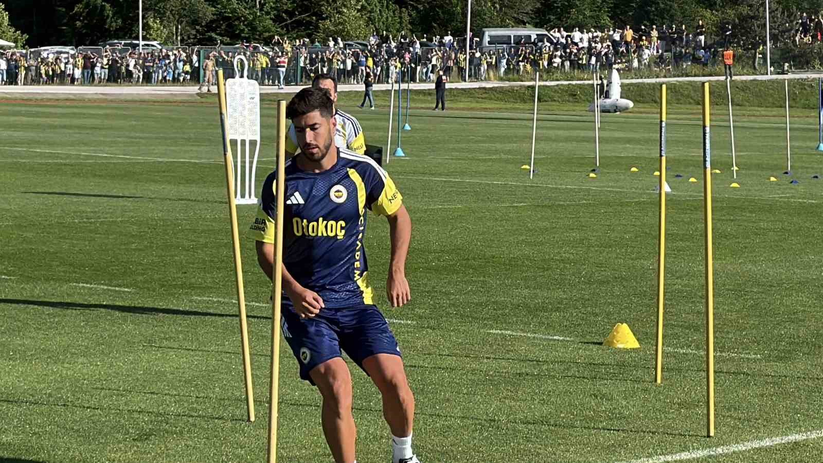 Topuk Yaylası’nda sarı-lacivert coşku: Fenerbahçe’yi 20 bin taraftar yalnız bırakmadı