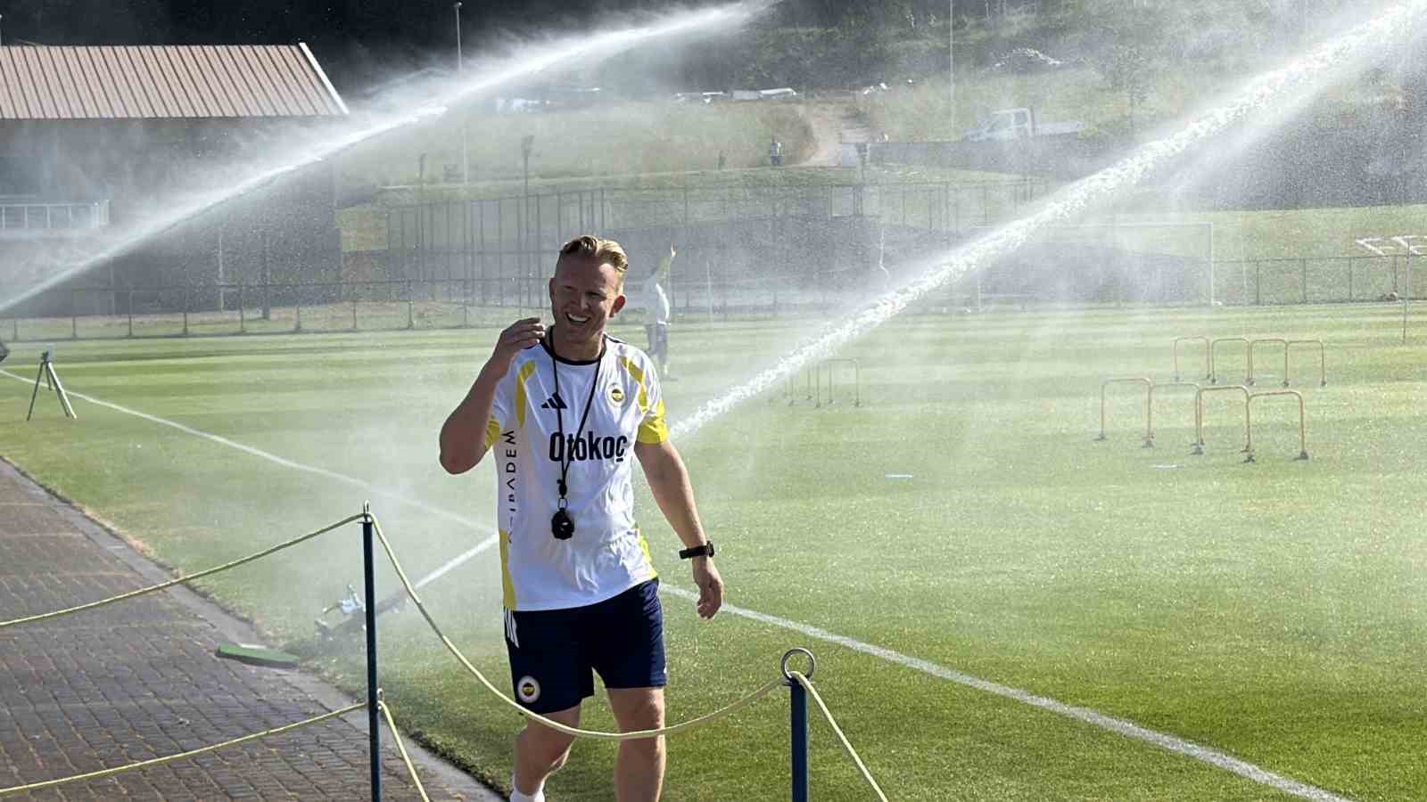 Topuk Yaylası’nda sarı-lacivert coşku: Fenerbahçe’yi 20 bin taraftar yalnız bırakmadı