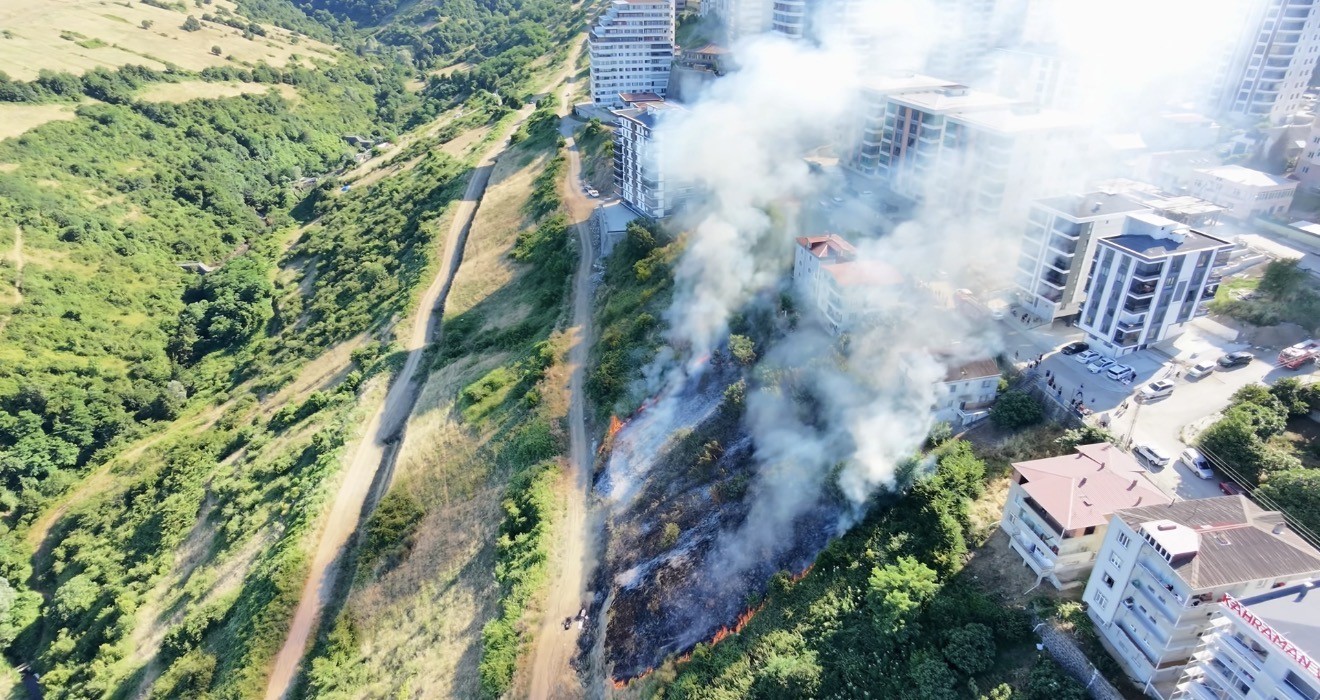 Samsun’da korkutan anız yangını
