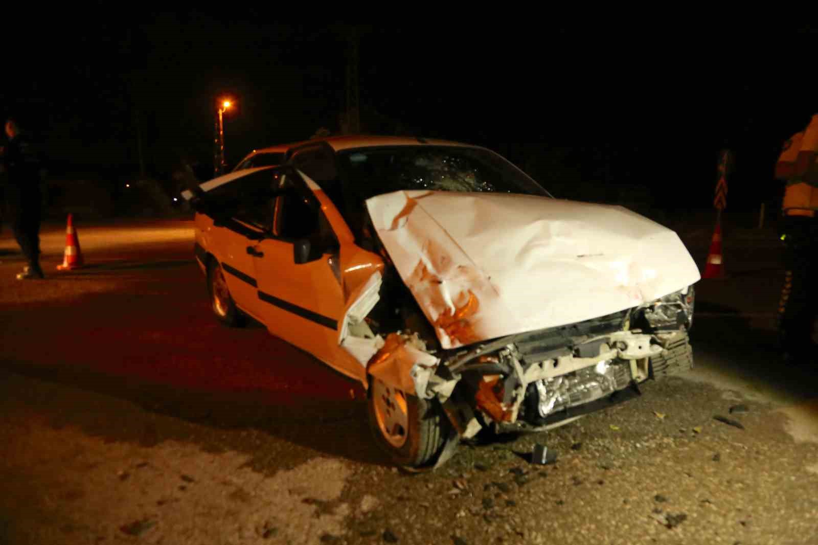 Kastamonu’da iki otomobil çarpıştı: 8 yaralı