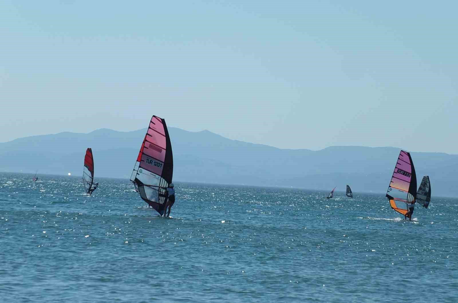 Balıkesir’de Windsurf Ligi coşkusu başladı