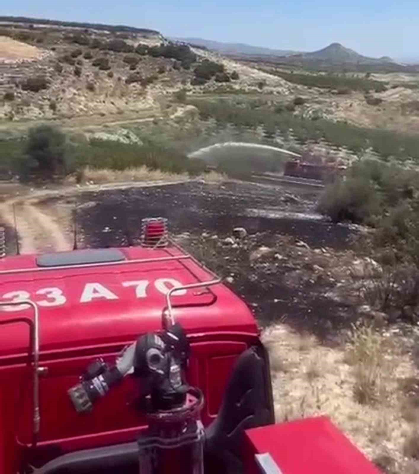 Mersin’de 6 dekar bahçe yangında zarar gördü