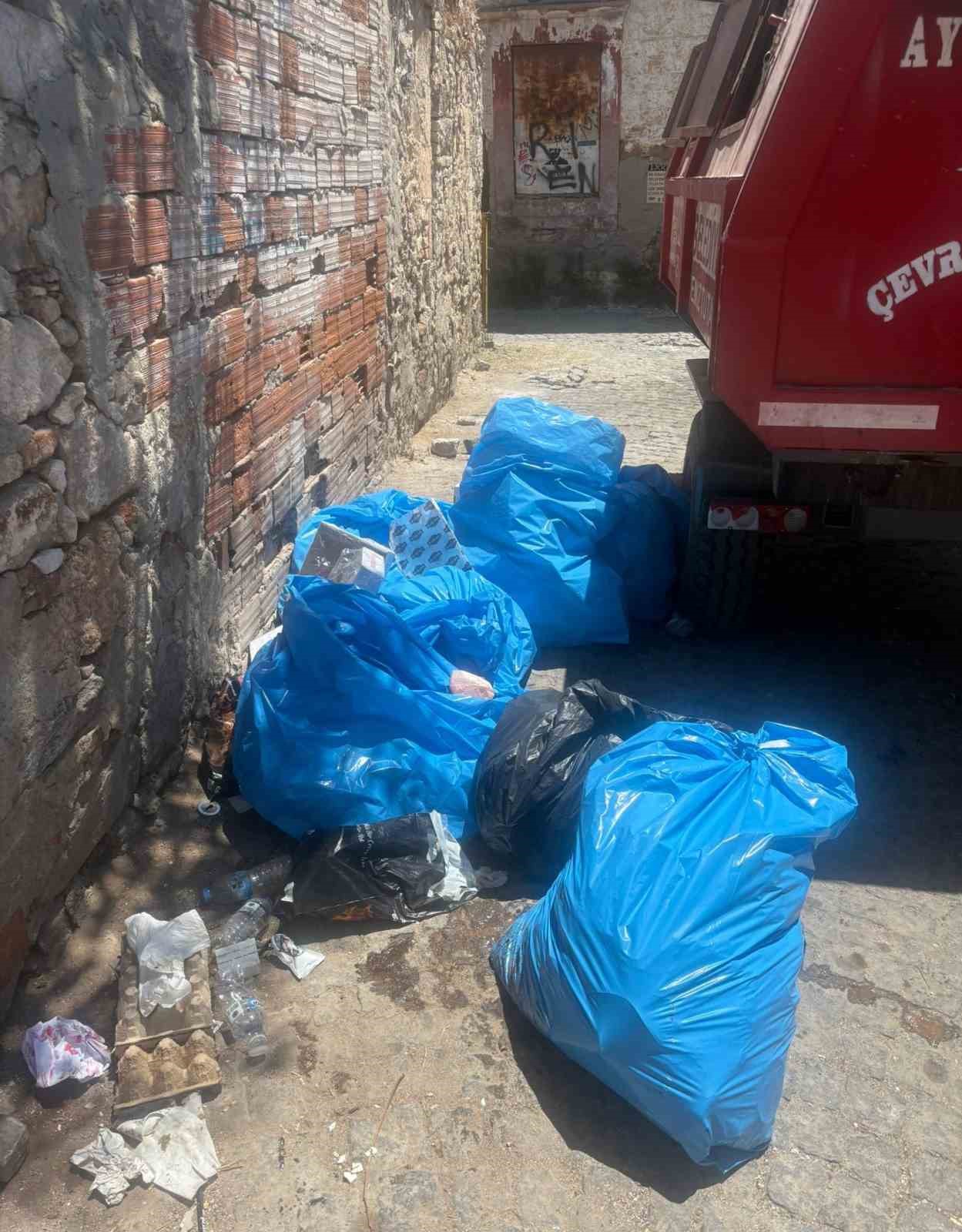 Ayvalık’ta çevreyi kirleten restoran zinciri ve tostçuya 38 bin TL ceza