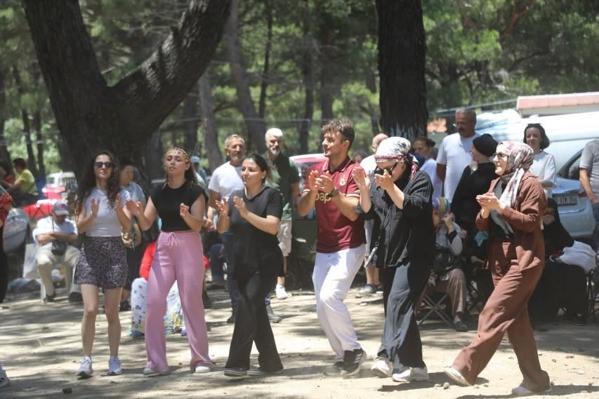 Kazdağı eteklerinde Karadeniz rüzgarı