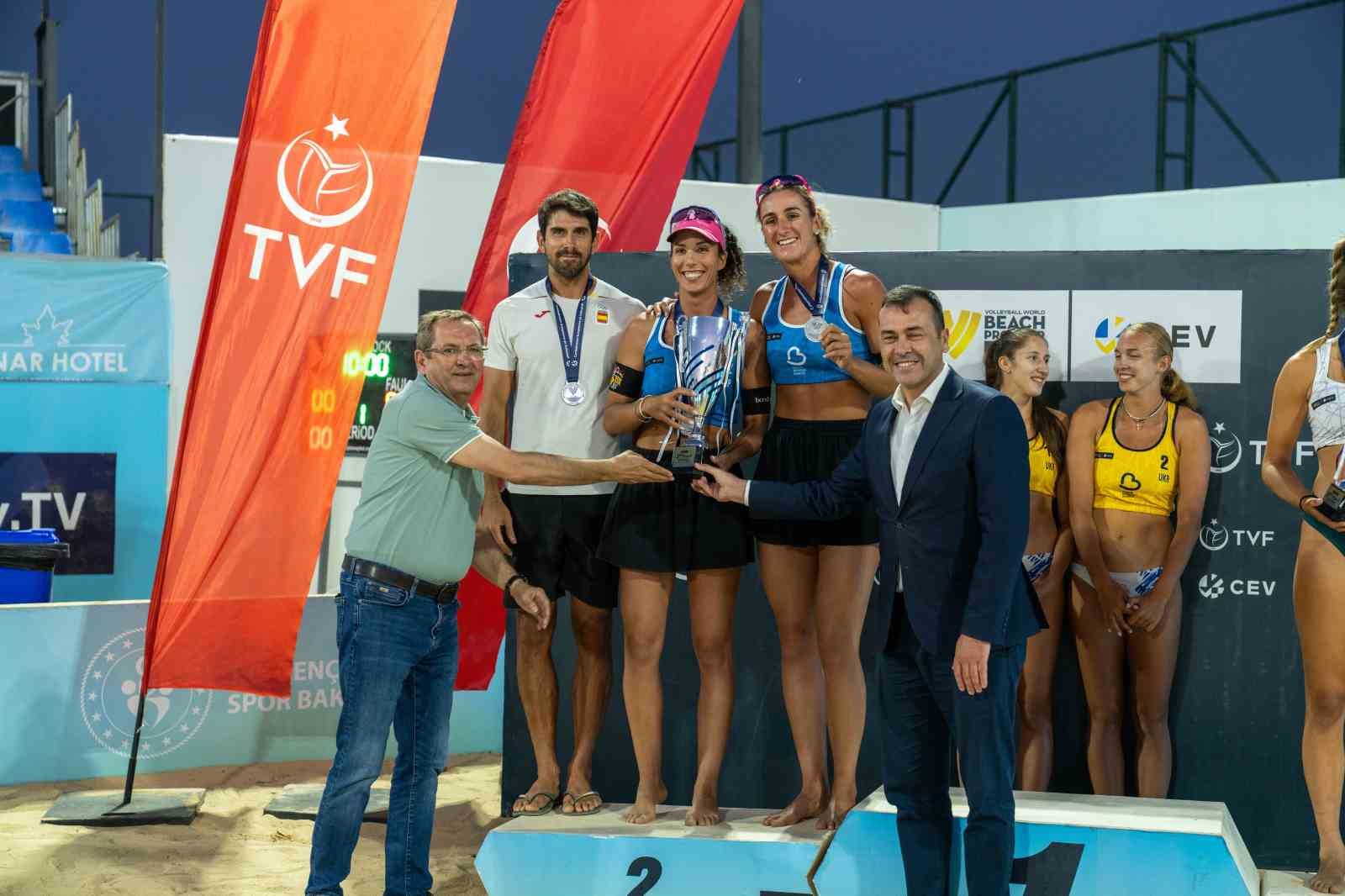 Ayvalık, Dünya Plaj Voleybolu heyecanına ev sahipliği yaptı