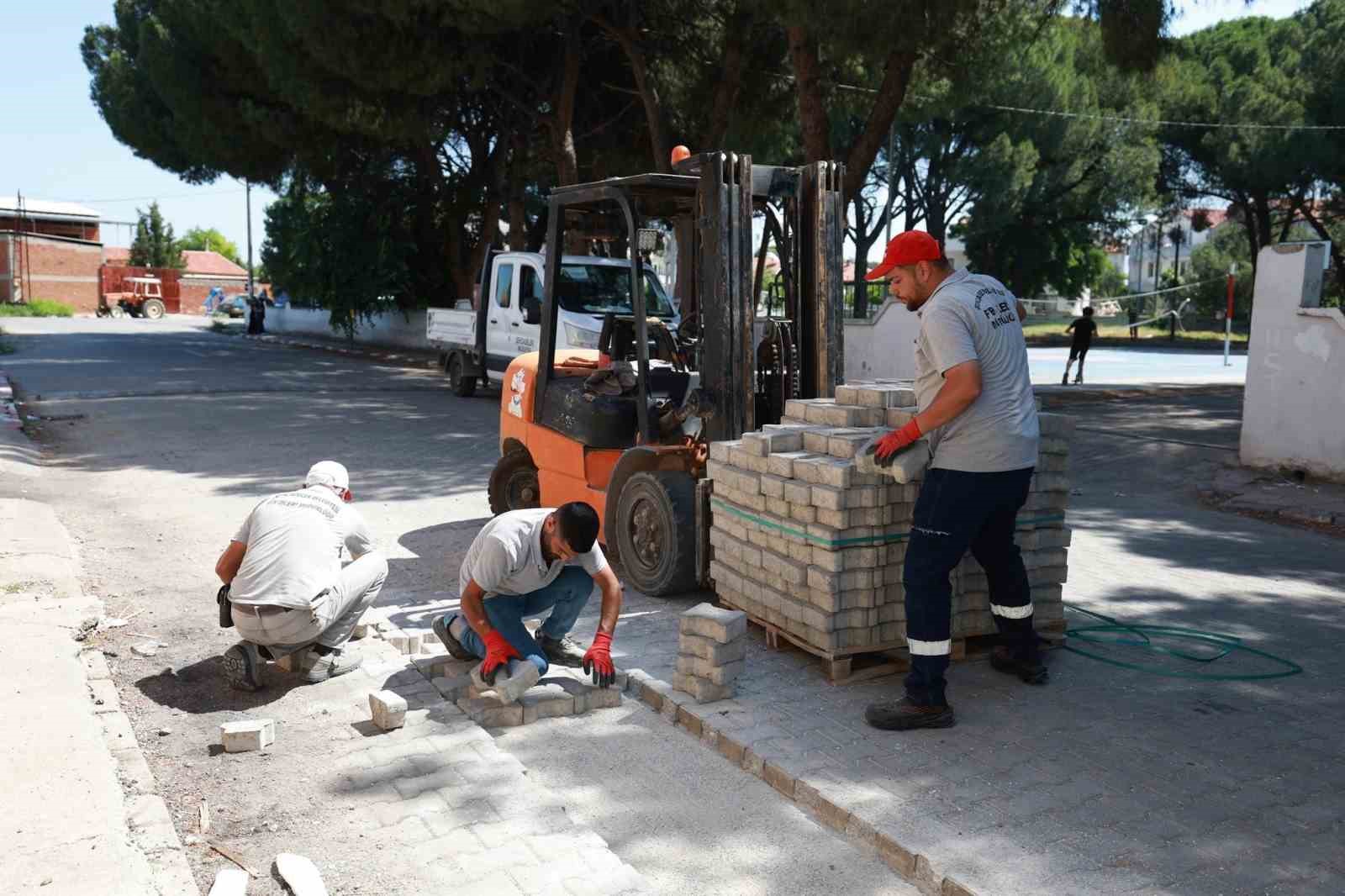 Şehzadeler’de 67 mahallede çalışmalar aralıksız devam ediyor