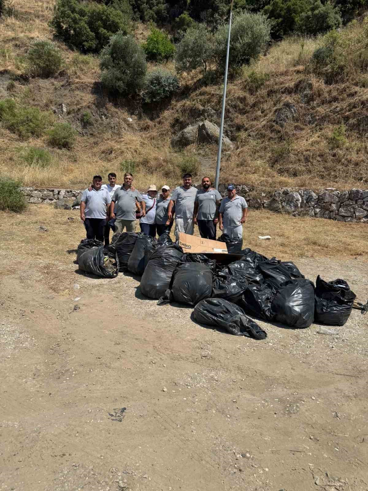 Şehzadeler’de 67 mahallede çalışmalar aralıksız devam ediyor