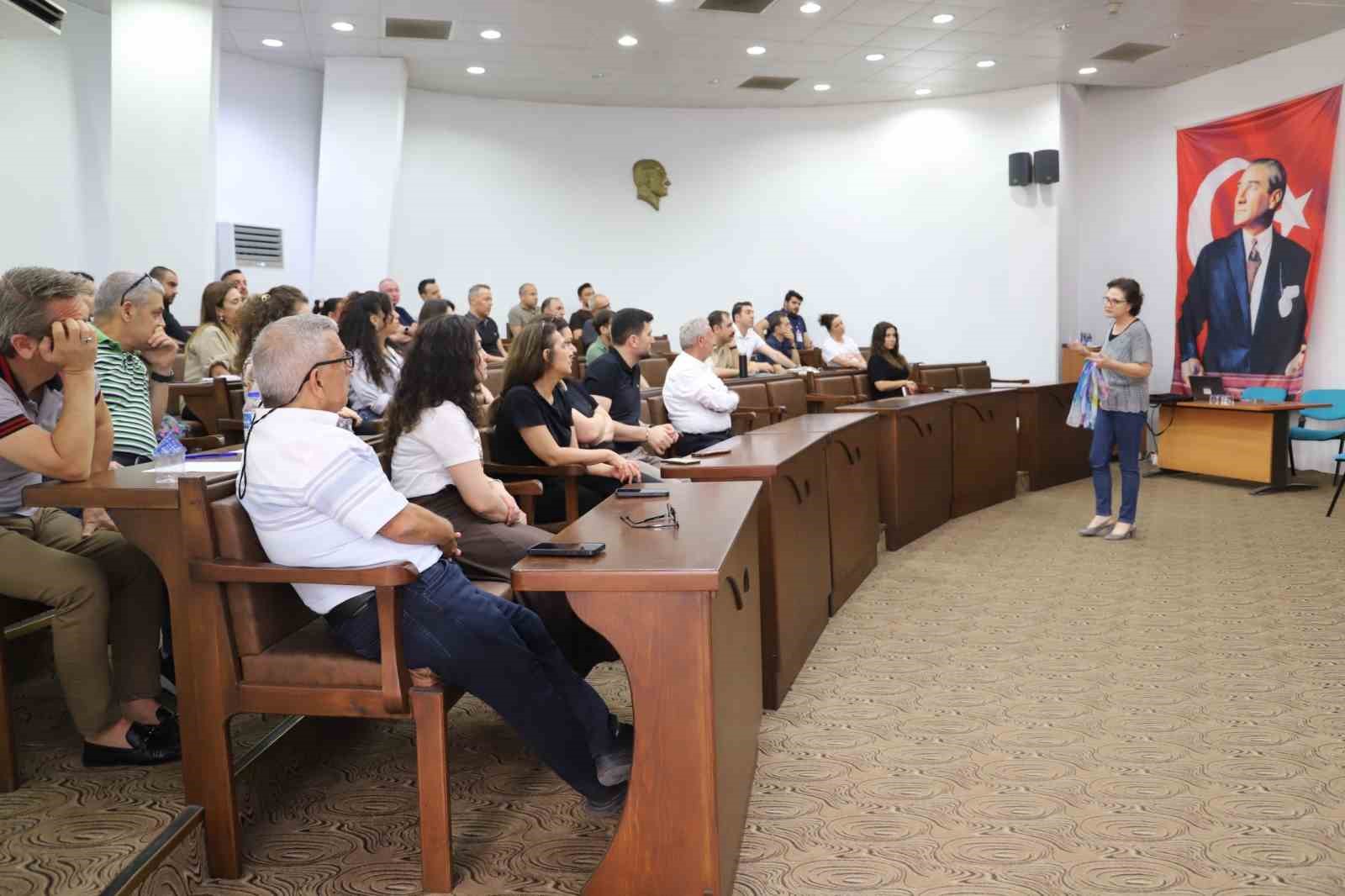 Nazilli Belediyesi hizmet içi eğitimlerine devam ediyor