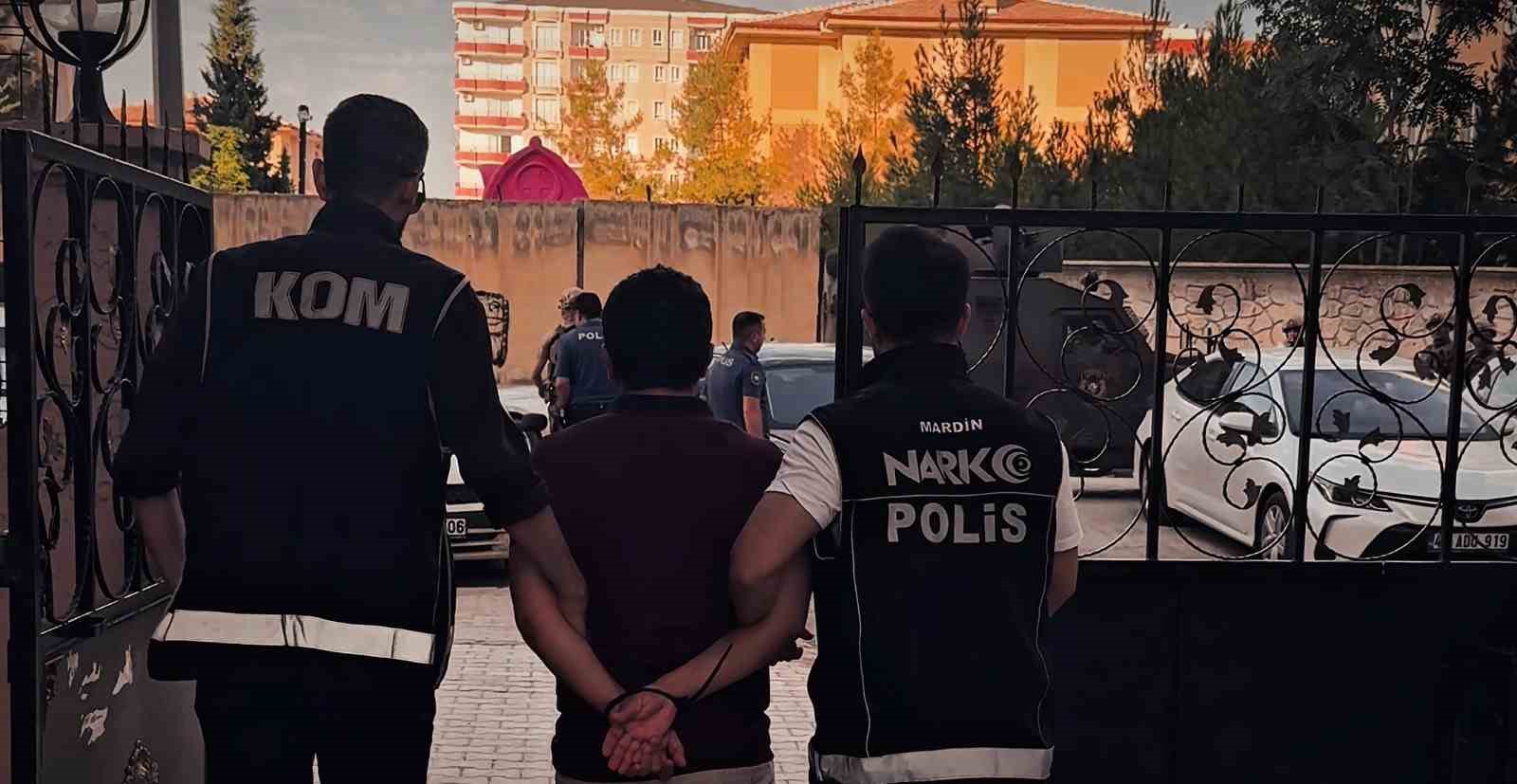 Mardin merkezli 5 ilde gerçekleştirilen ehliyet sınavı çetesi operasyonunda 44 şüpheli yakalandı