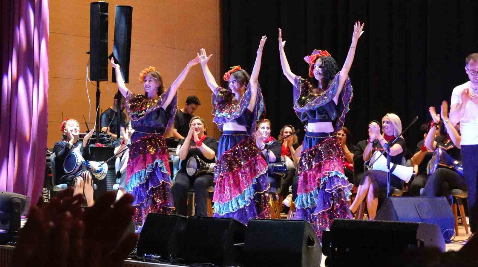 Turgutlu’da Babalar Günü’ne özel ritim dolu gece