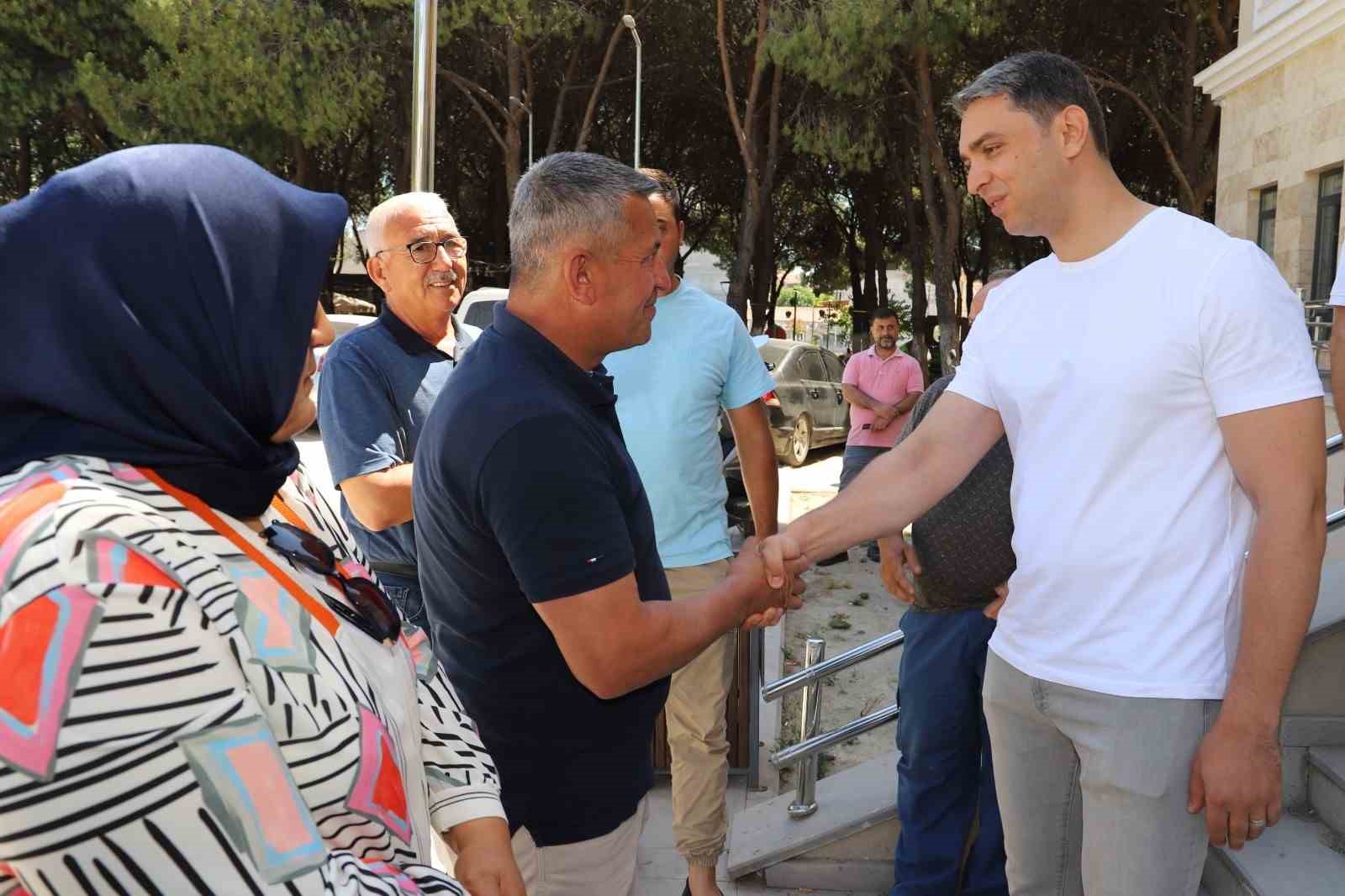 Saruhanlı Kaymakamı Murat Acar gözyaşları ve dualarla uğurlandı