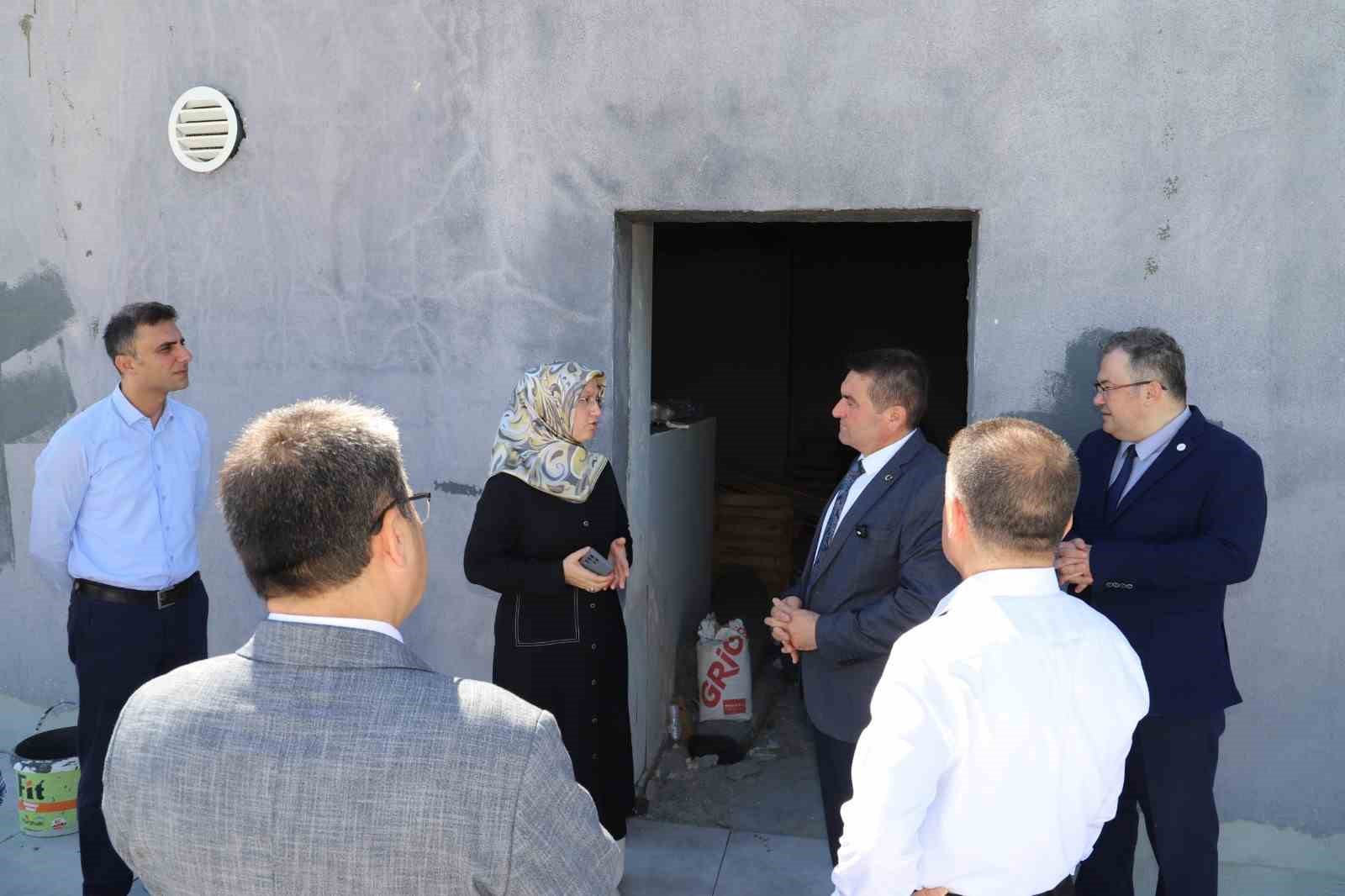 Rektör Kibar Saruhanlı MYO inşaatını yerinde inceledi