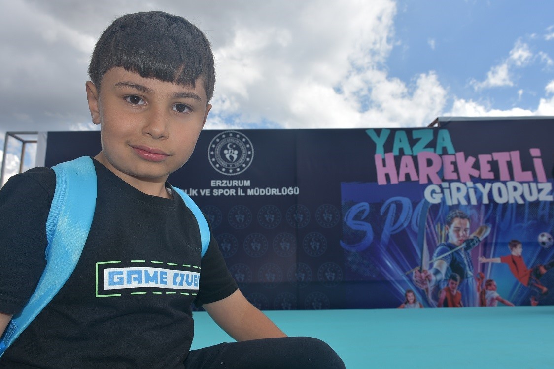 GSB’den davet: "Okullar bitti haydi çocuklar spora"