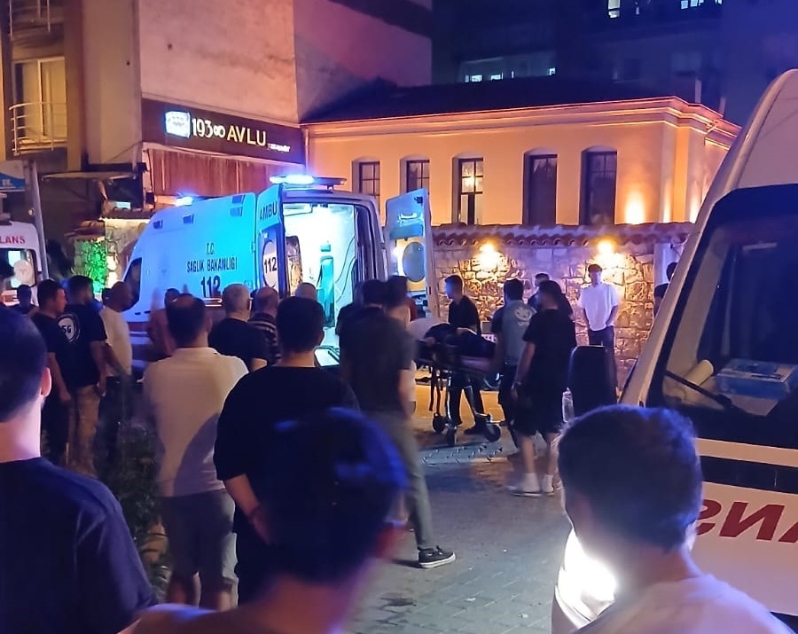 Denizli’de restorana düzenlenen silahlı saldırıda 5 kişi yaralandı