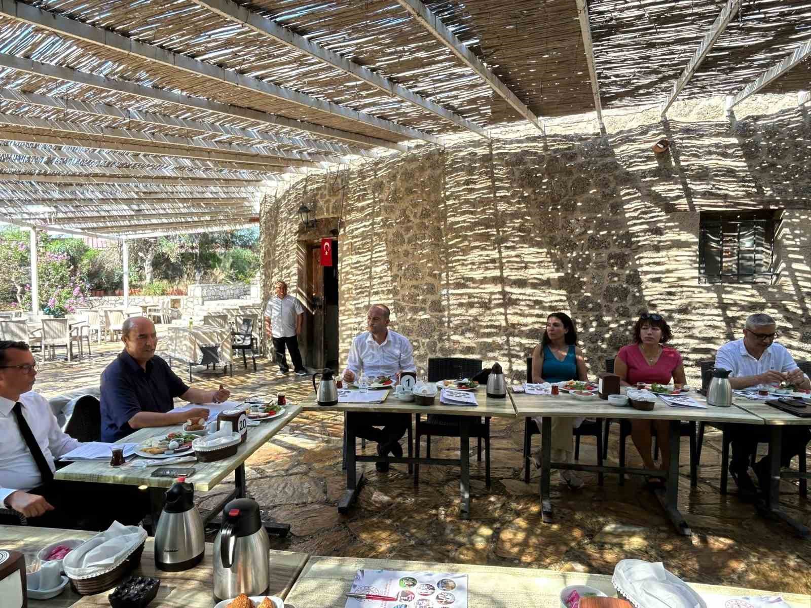 Datça’da sene sonu eğitim toplantısı yapıldı