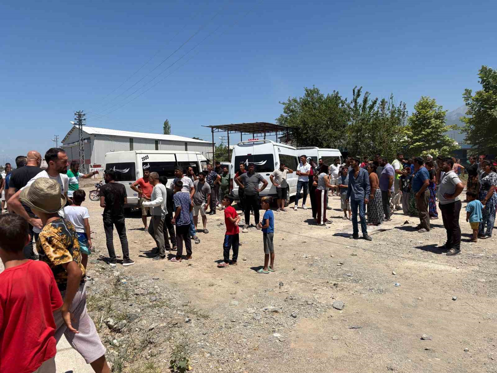 Osmaniye’de iki grup arasında çıkan kavganın ardından ev yakıldı: 1 yaralı