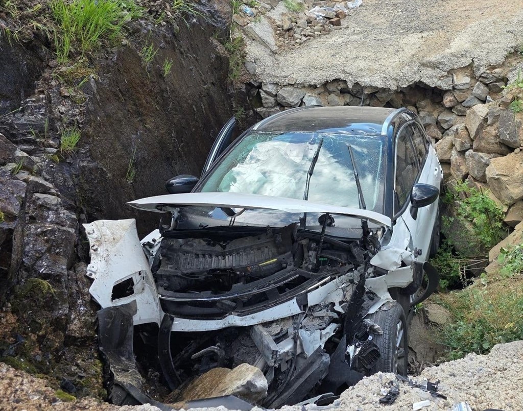 Giresun’da otomobil su kanalına düştü: 1 ölü, 4 yaralı