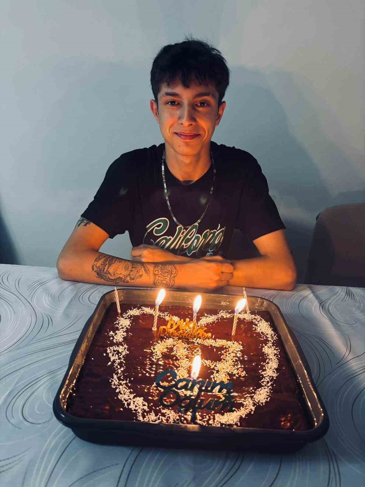 "TikTok’ta beğeni" tartışması kanlı bitti: 17 yaşındaki öğrenci ağır yaralandı