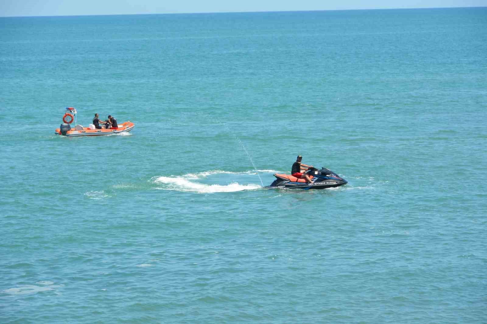 Ordu’da denizde kaybolan çocuğu arama çalışmaları sürüyor