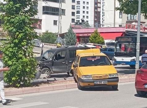 Elazığ’da trafik kazası: 1 yaralı