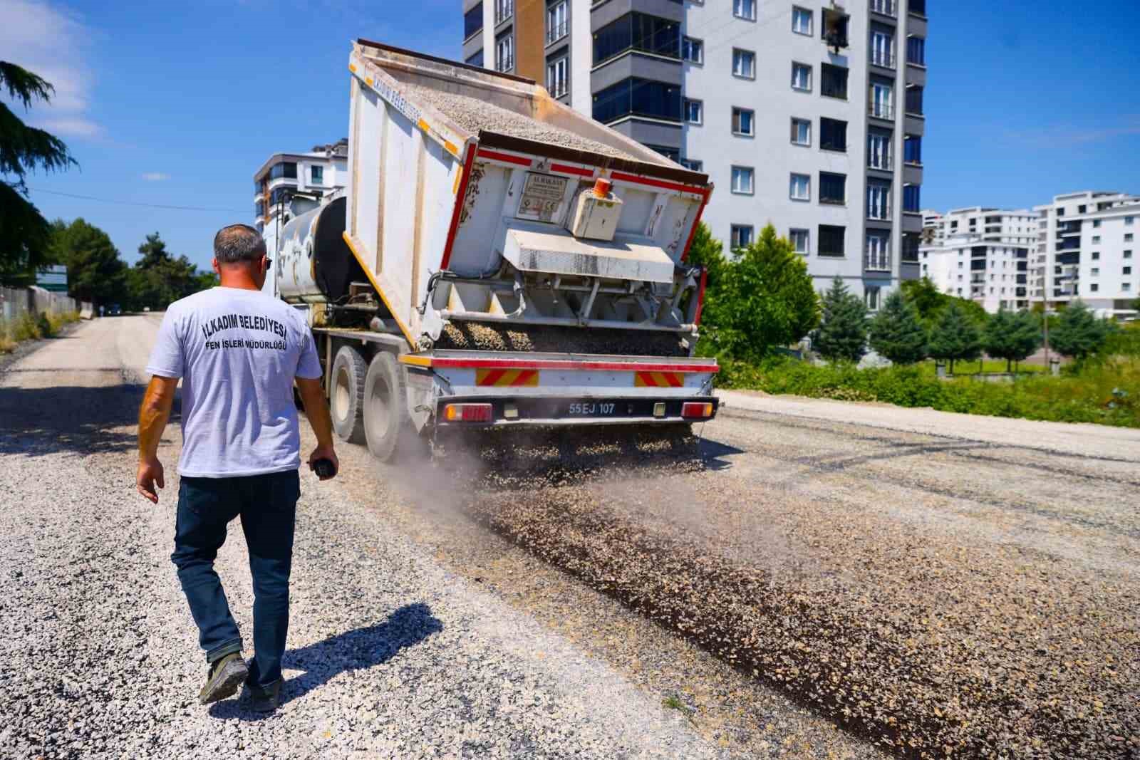 İlkadım’da yollar yenileniyor