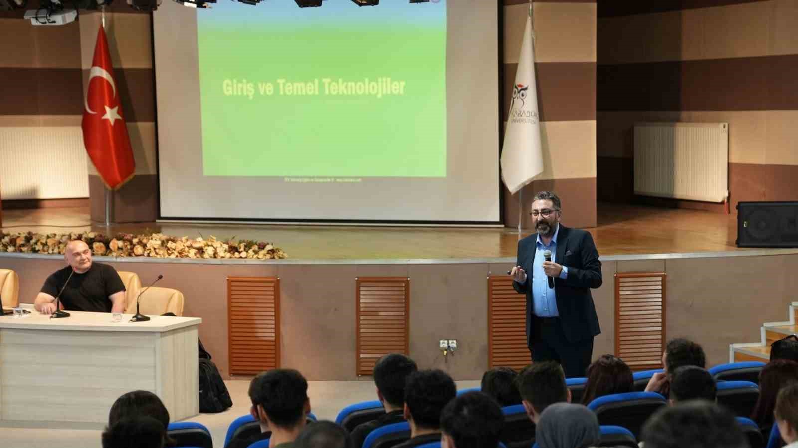 Karabük Üniversitesi’nde Endüstri 5.0 ve yapay zekâ konuşuldu