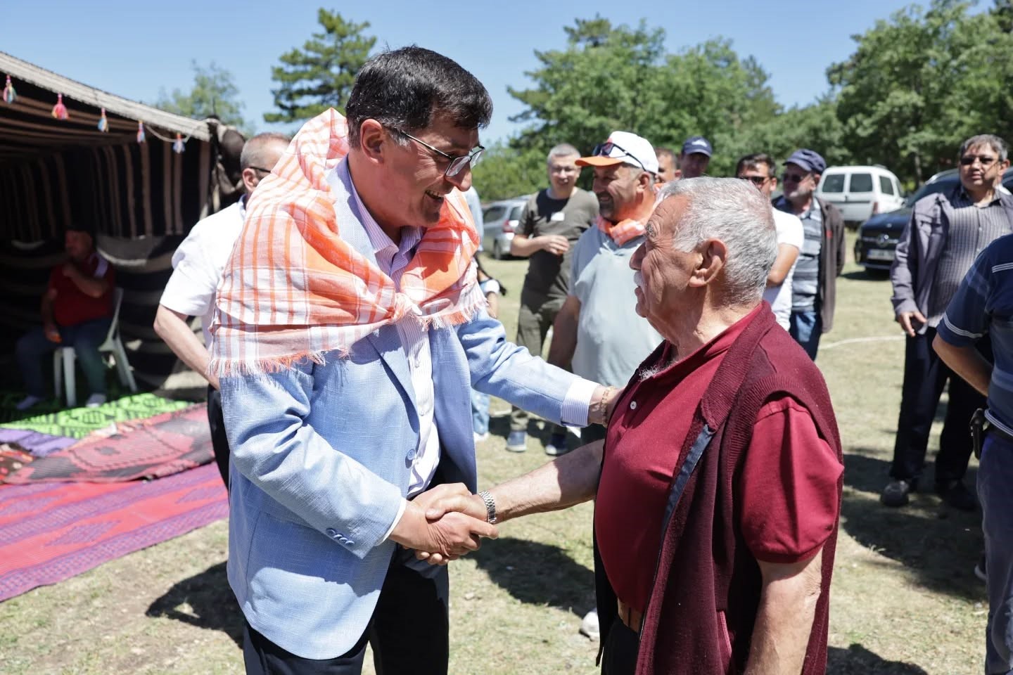 Eyüp Kahveci, Akoluk Köyü Yayla Şenliği’nde vatandaşlarla buluştu