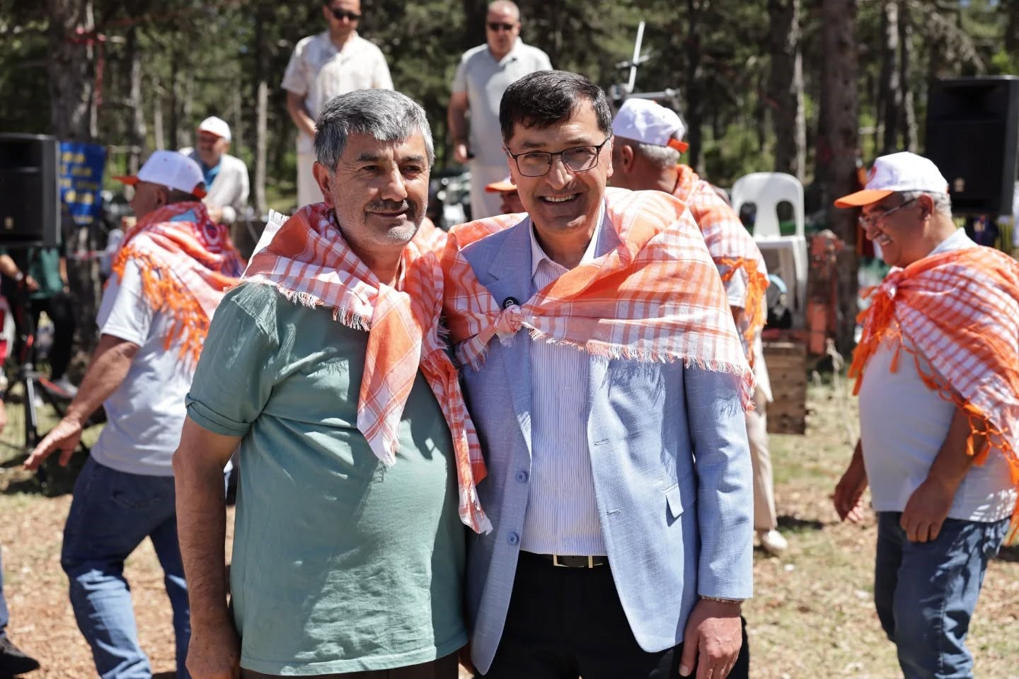 Eyüp Kahveci, Akoluk Köyü Yayla Şenliği’nde vatandaşlarla buluştu