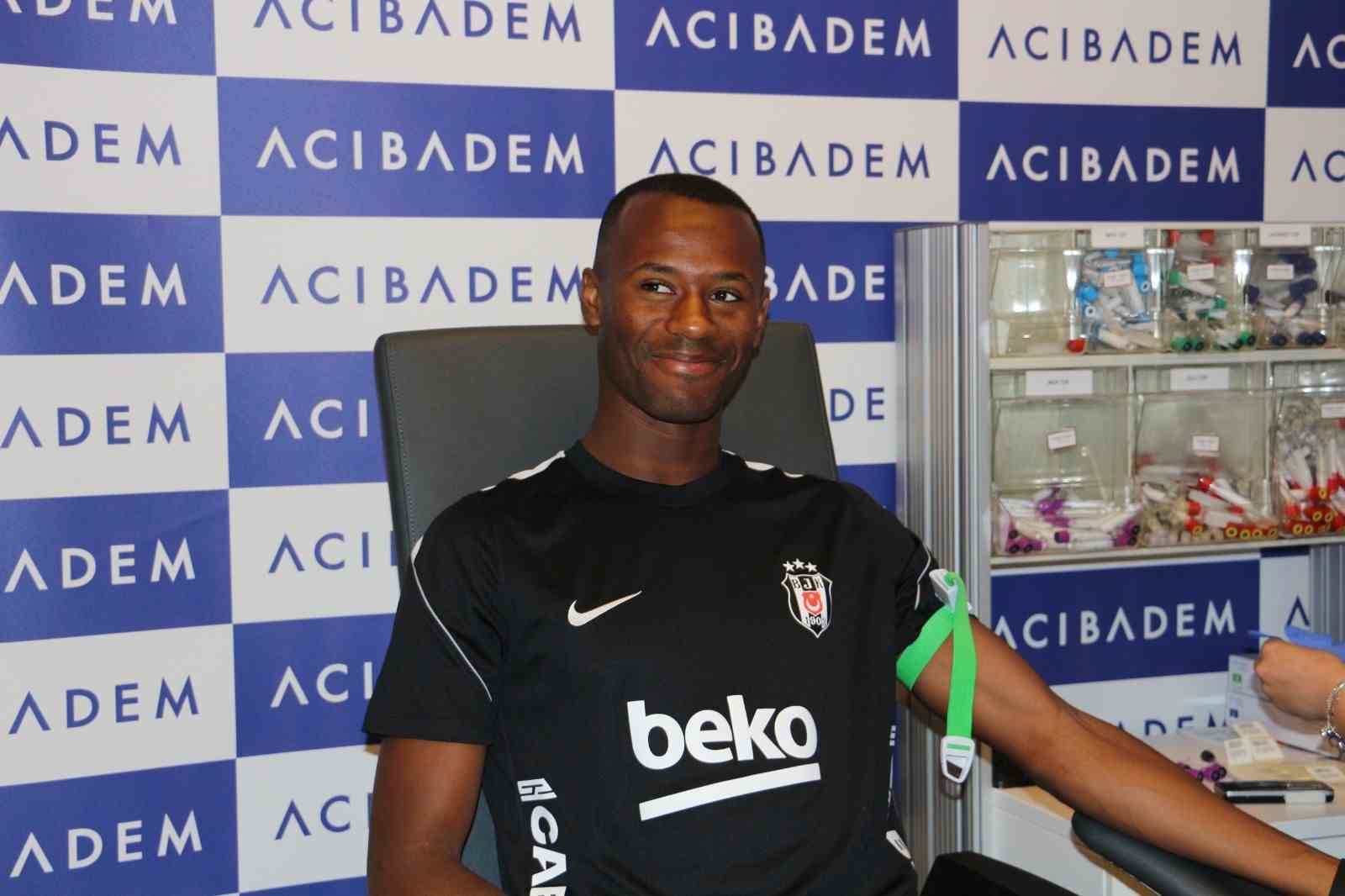 Beşiktaş’ta sağlık kontrolleri devam ediyor