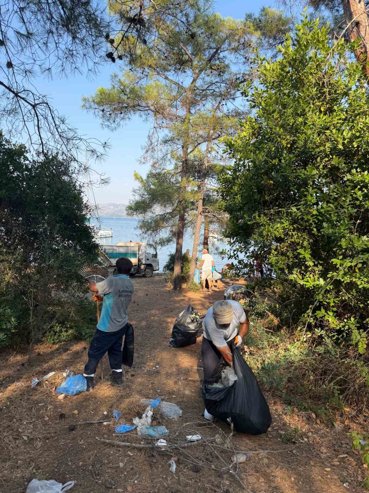 Marmaris Çamurlubük ve İnbükü’nde temizlik seferberliği