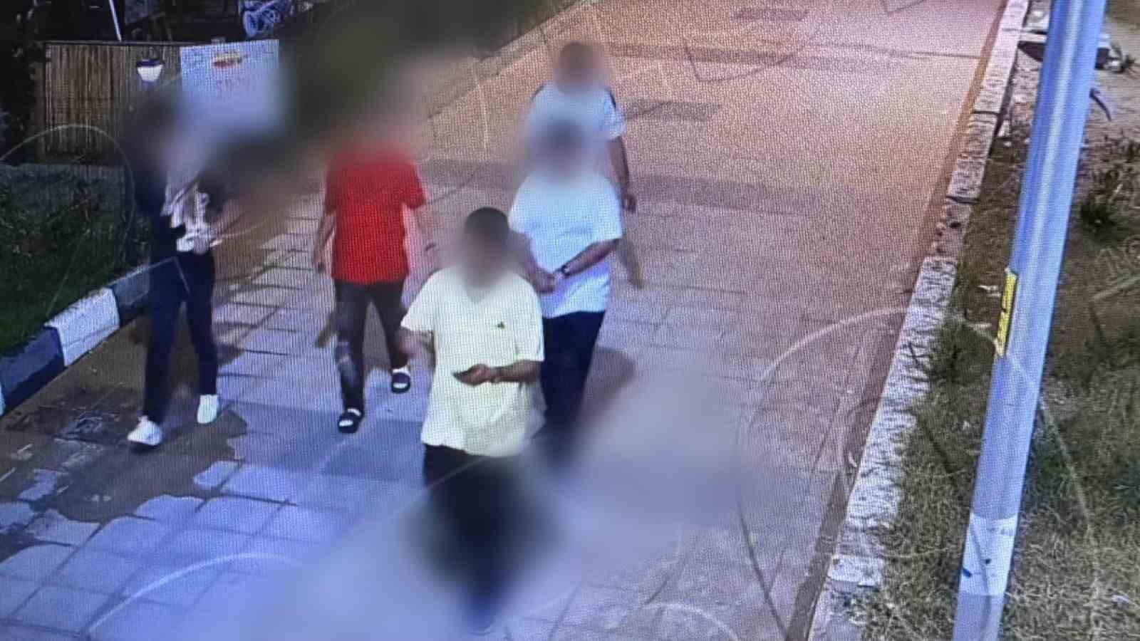 Altın zincir gasp eden şüpheliler yakalandı: 5 tutuklama