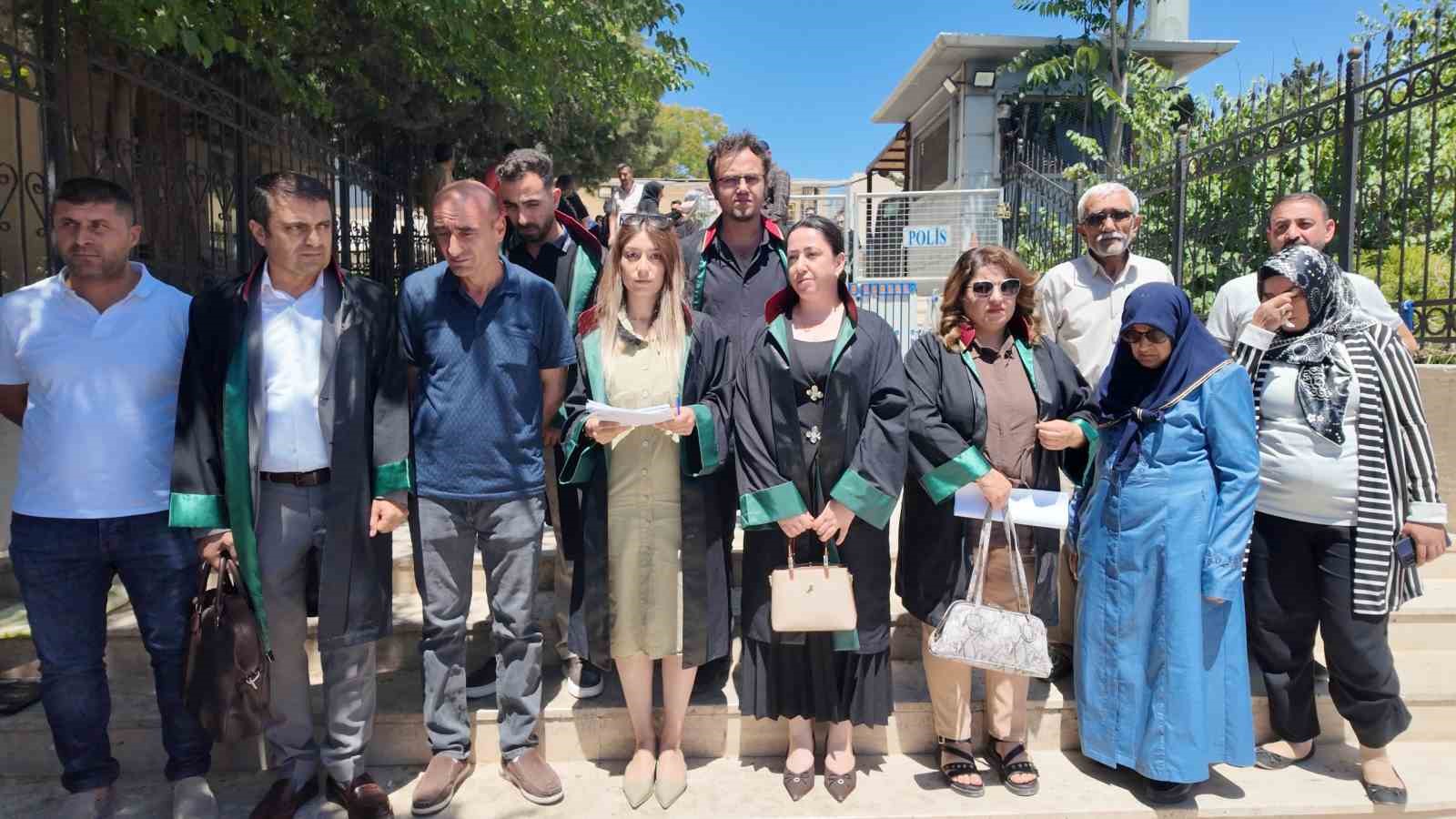 Mardin’de 3 kişinin hayatını kaybettiği olaya ilişkin davada ilk duruşma: 2 sanığa tahliye