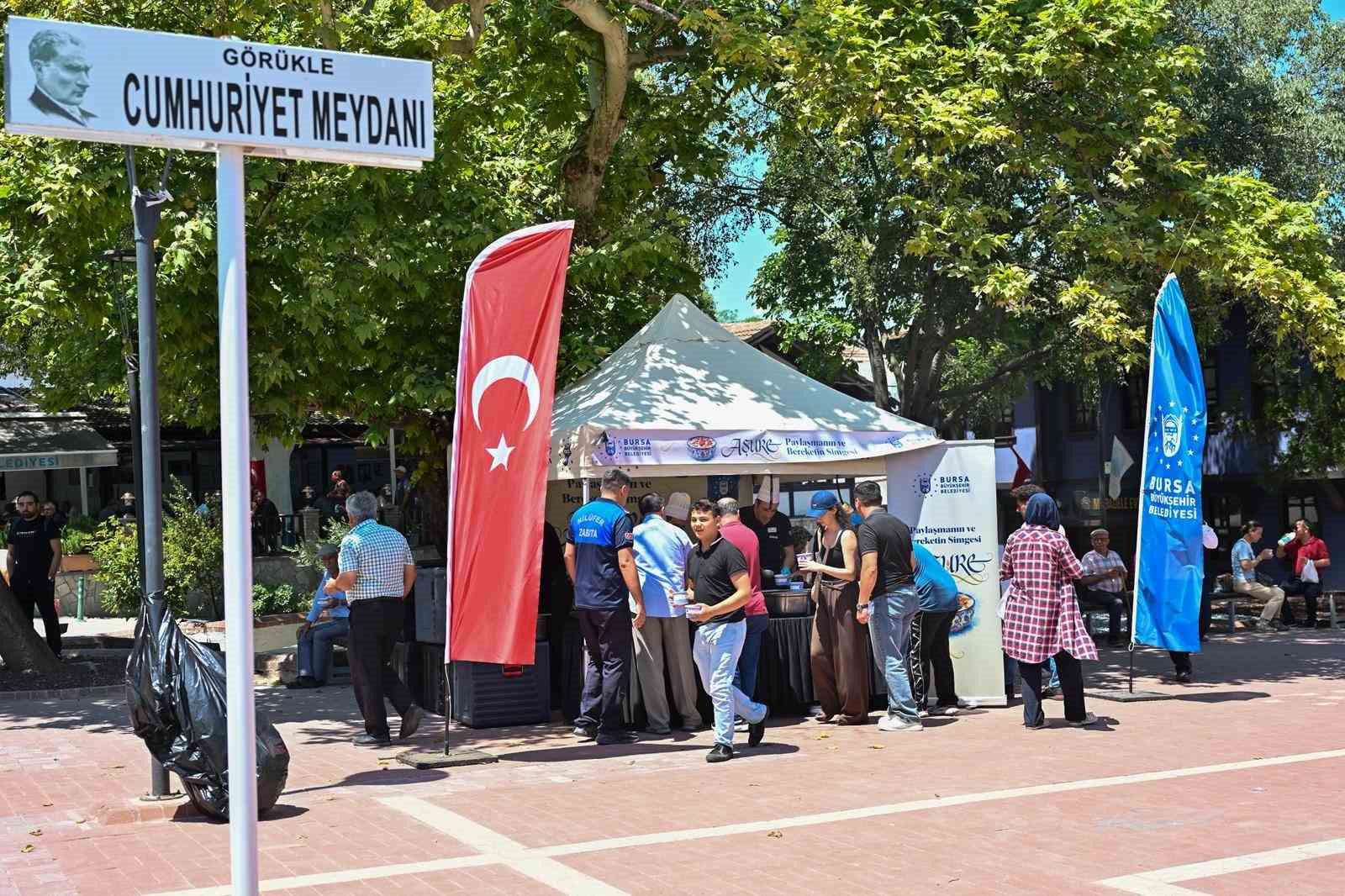 Nilüfer’de muharrem ayının bereketi yaşanıyor