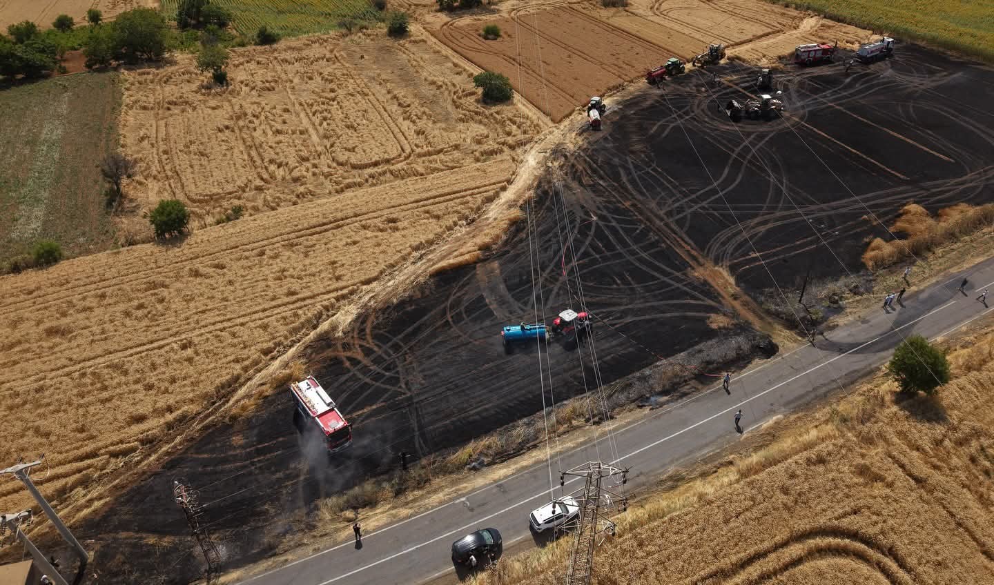 Tekirdağ’da tarım arazisinde çıkan yangın kısa sürede söndürüldü