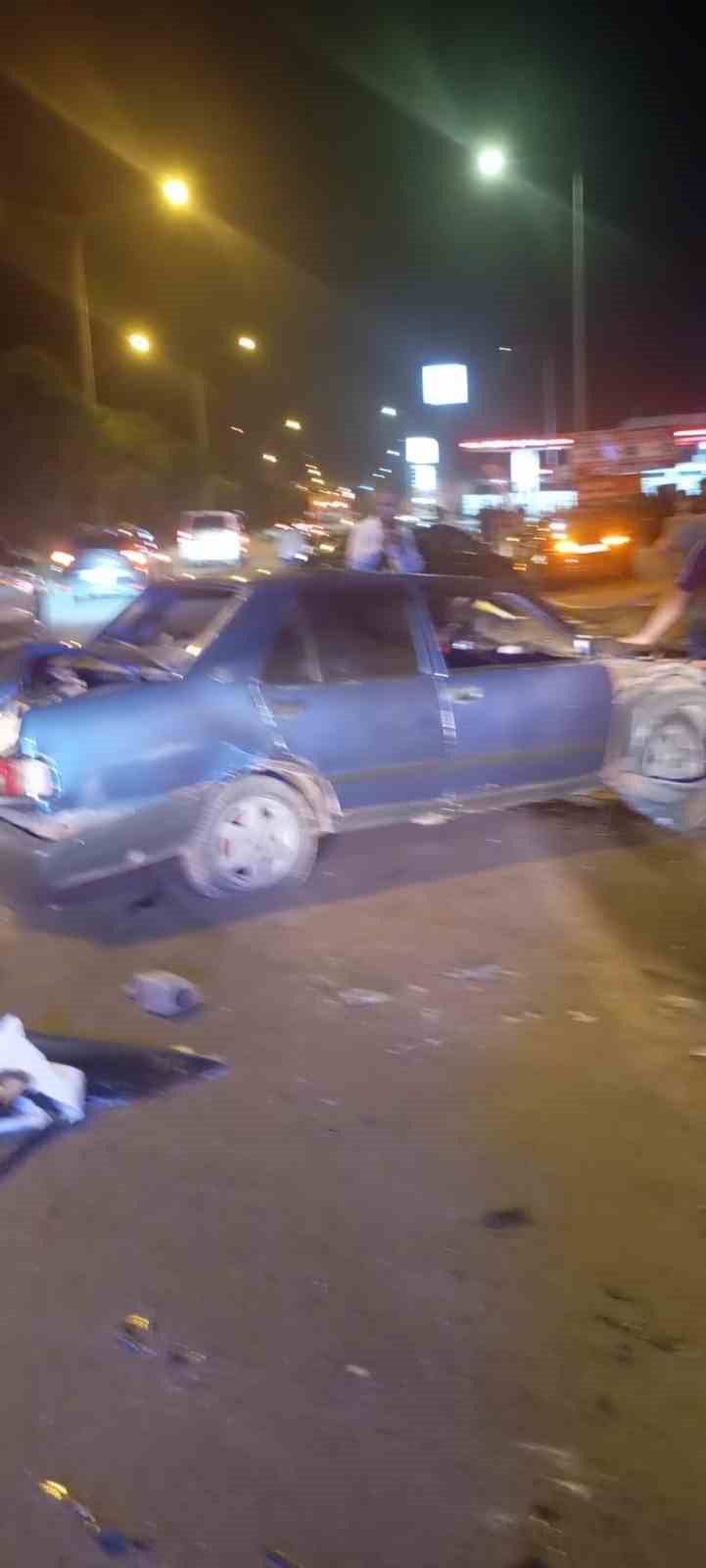 Muş’ta kontrolden çıkan otomobil dehşet saçtı: 1’i ağır 3 yaralı