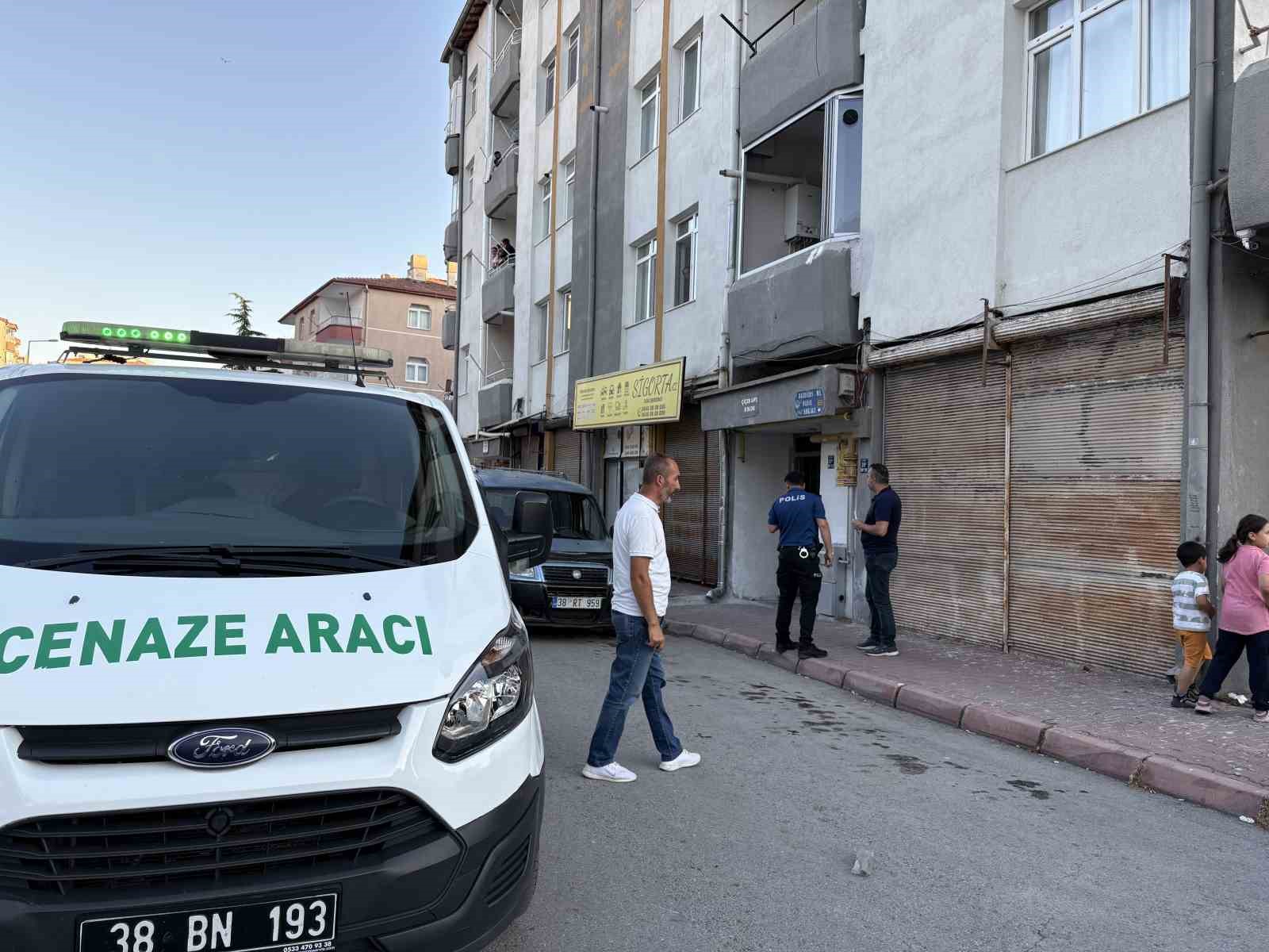 Kayseri’de intihar