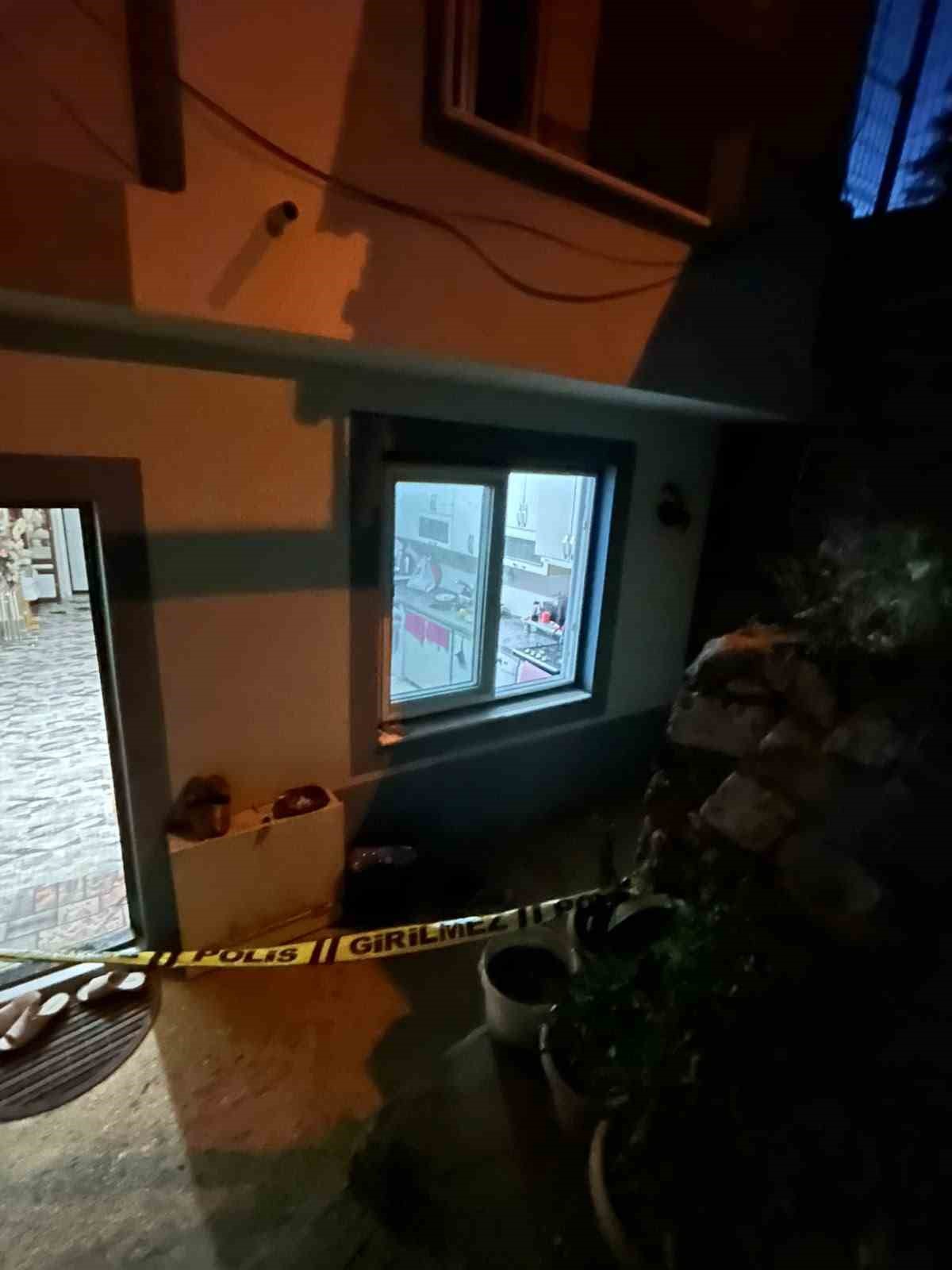 Rüyasında annesini gördü, rüya sandığı olayda annesini gerçekten öldürdü