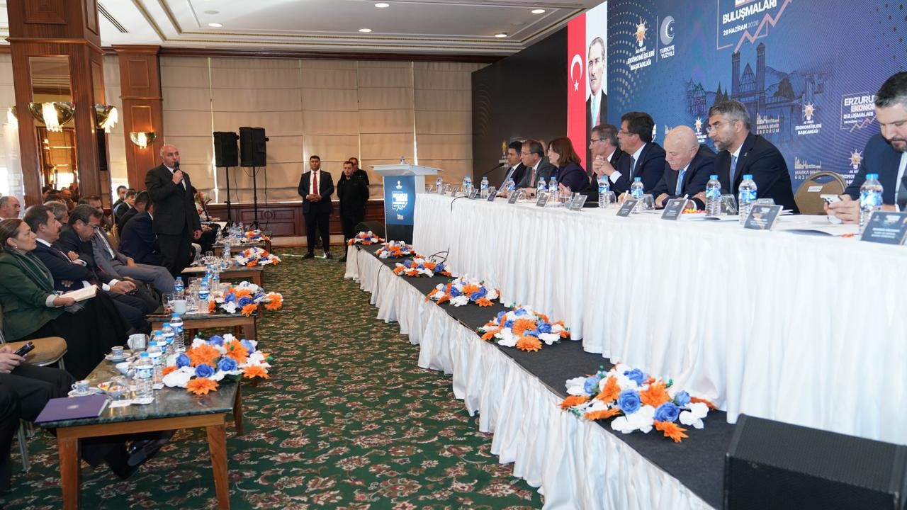 ETSO Başkanı Saim Özakalın,  iş dünyasının taleplerini gündeme taşıdı