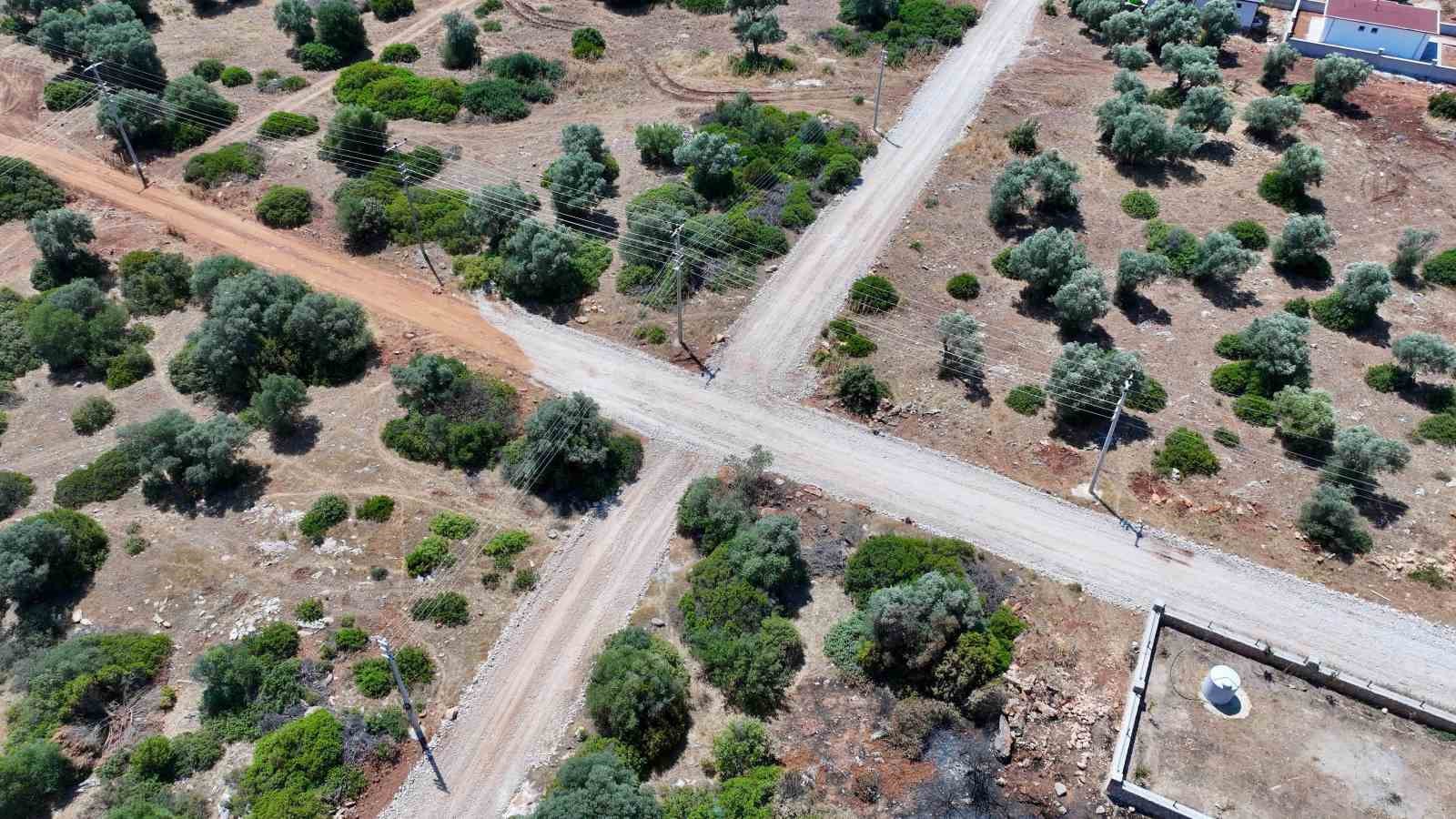 Didim’de yol çalışmaları sürüyor