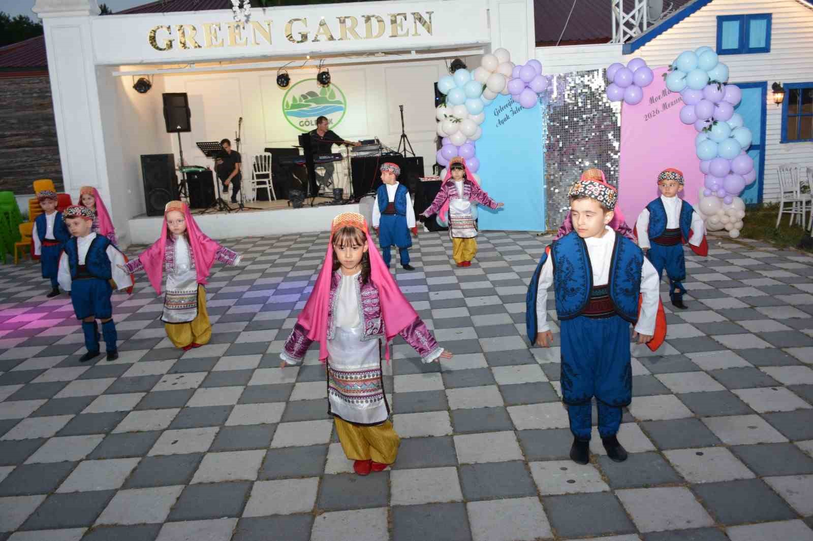 Miniklerden muhteşem gösteri