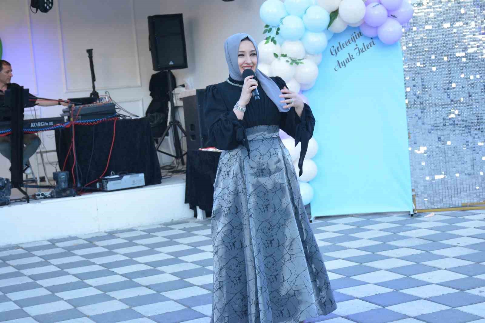 Miniklerden muhteşem gösteri